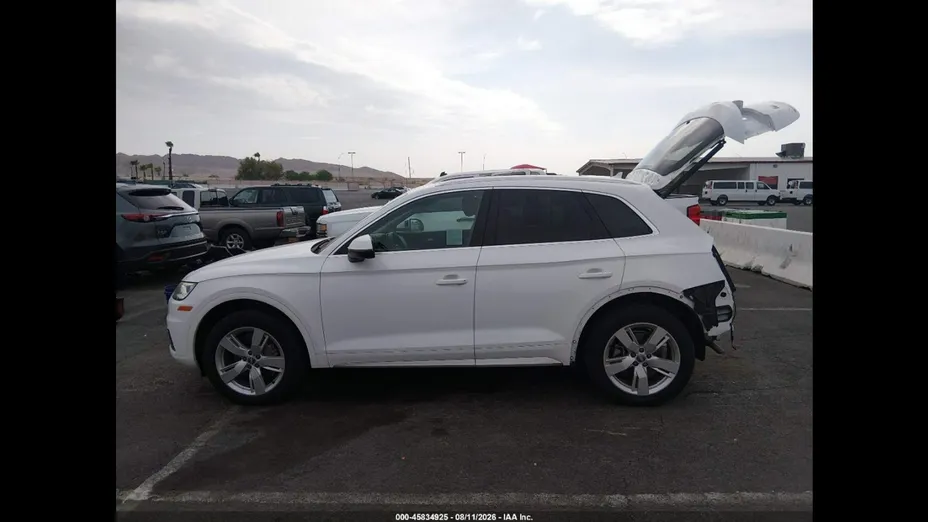 AUDI Q5 -