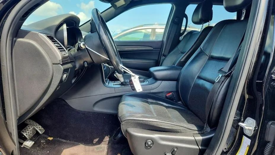 JEEP Grand Cherokee -