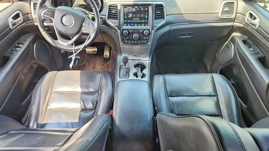 JEEP Grand Cherokee -