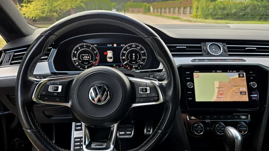 VOLKSWAGEN Arteon -