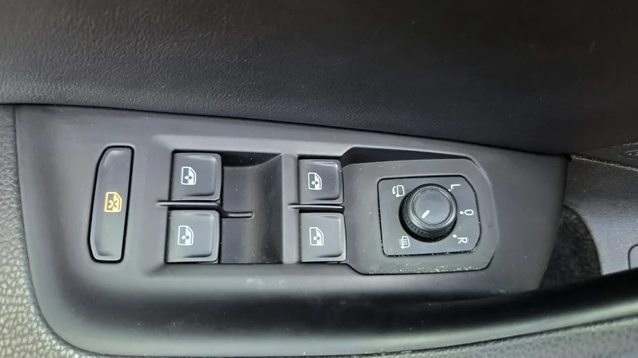 VOLKSWAGEN Arteon -