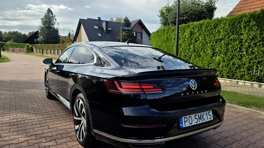 VOLKSWAGEN Arteon -