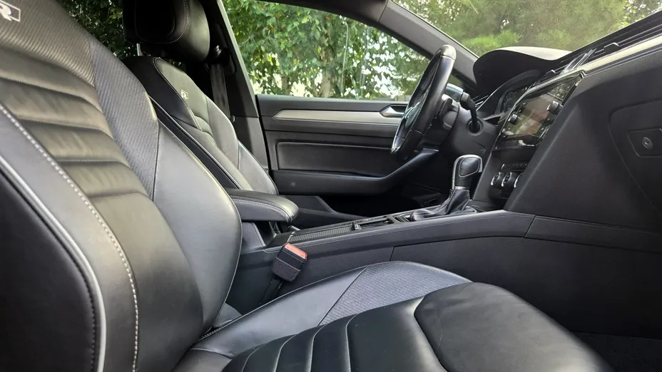 VOLKSWAGEN Arteon -