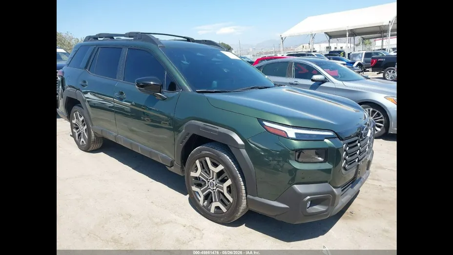 SUBARU Outback -