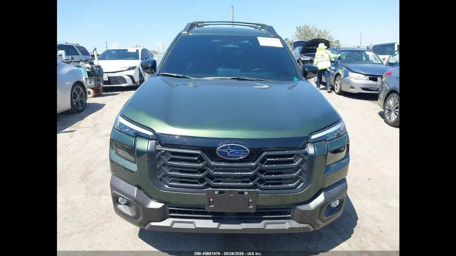 SUBARU Outback -