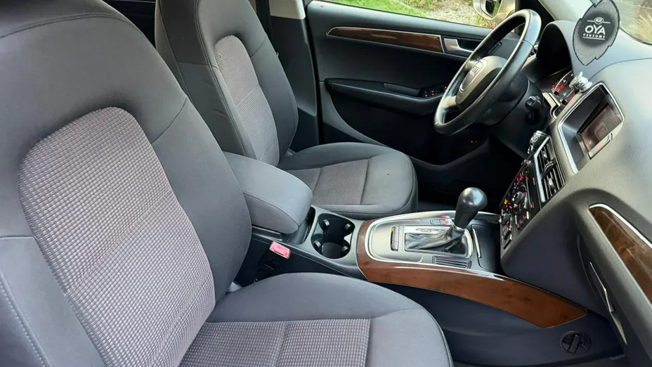 AUDI Q5 -