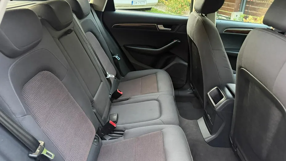 AUDI Q5 -
