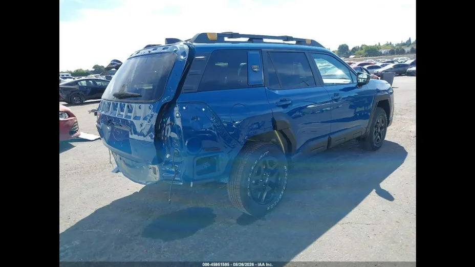 SUBARU Outback -