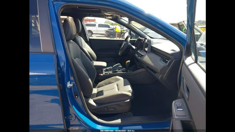 SUBARU Outback -