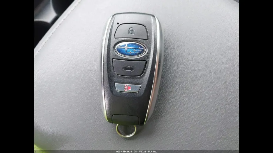SUBARU Outback -