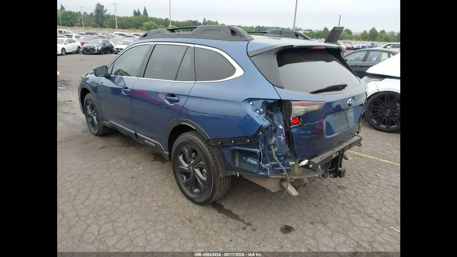 SUBARU Outback -