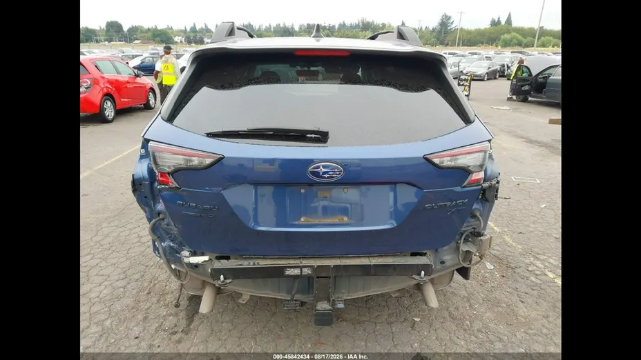 SUBARU Outback -