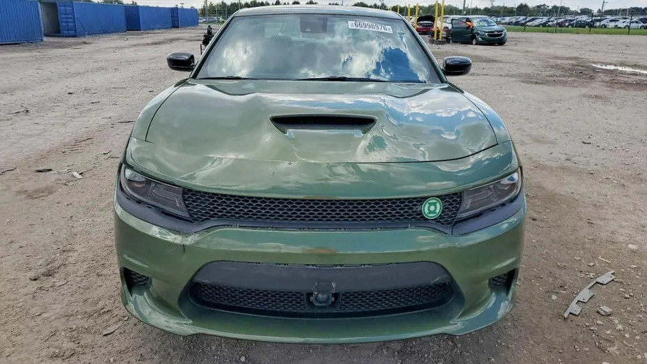 DODGE Charger -