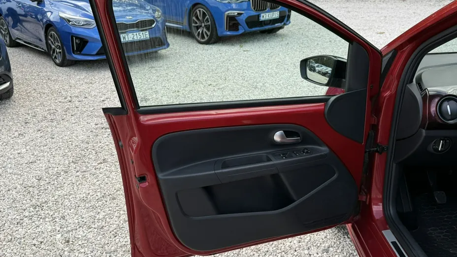 VOLKSWAGEN up! -