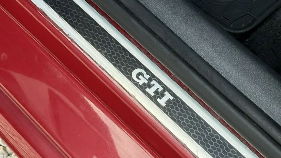 VOLKSWAGEN up! -