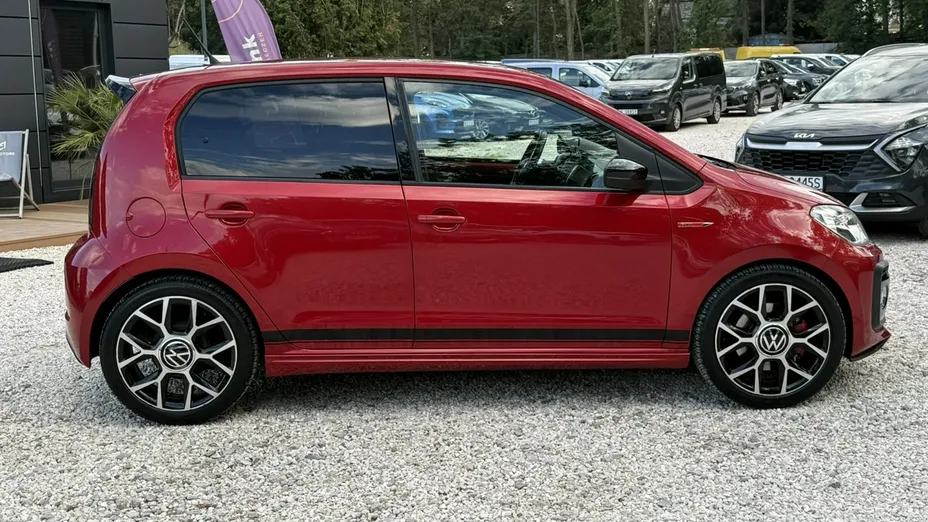 VOLKSWAGEN up! -