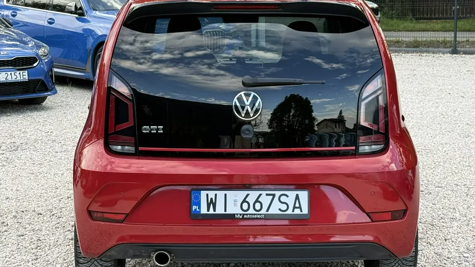 VOLKSWAGEN up! -