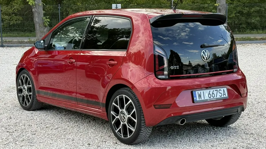 VOLKSWAGEN up! -