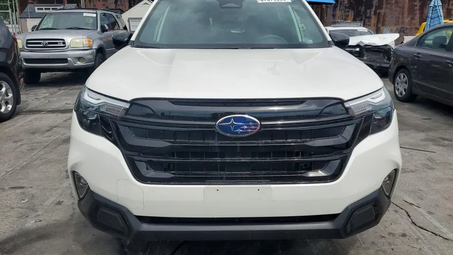SUBARU Forester -