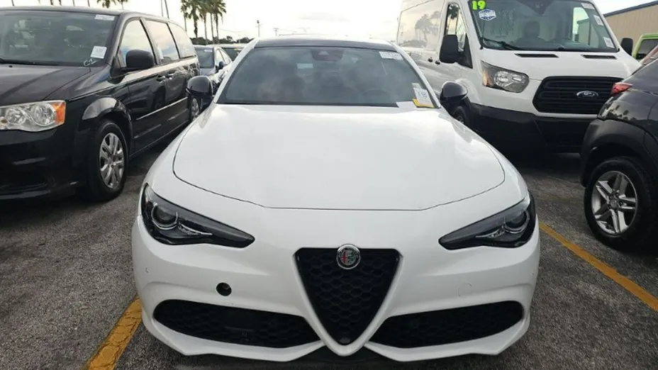 ALFA ROMEO Giulia -