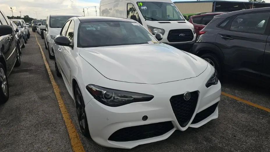 ALFA ROMEO Giulia -
