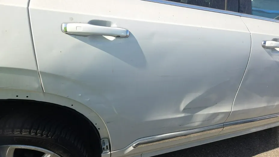 VOLVO XC90 -