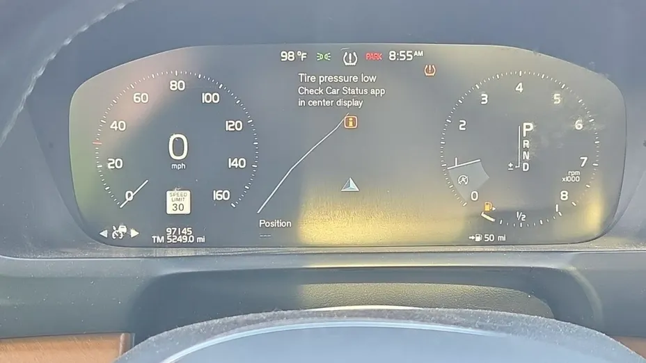 VOLVO XC90 -