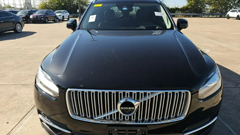 VOLVO XC90 -