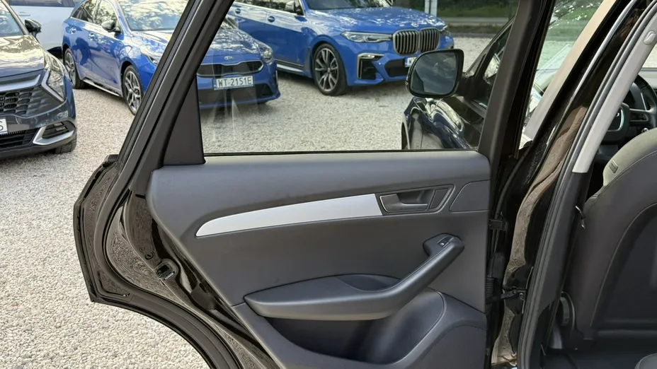 AUDI Q5 -