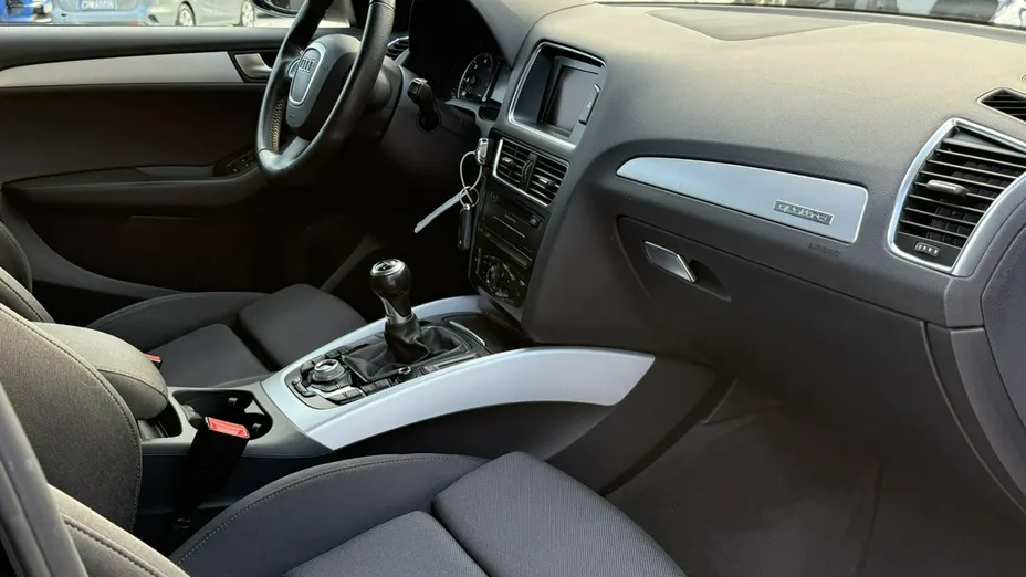 AUDI Q5 -