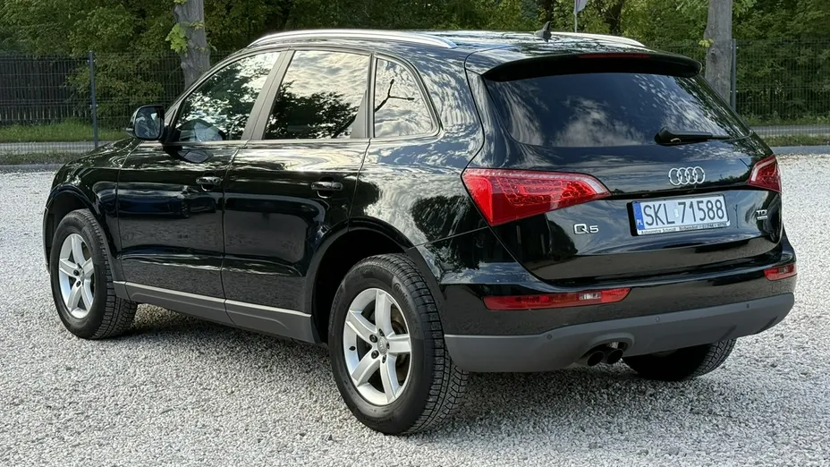 AUDI Q5 -