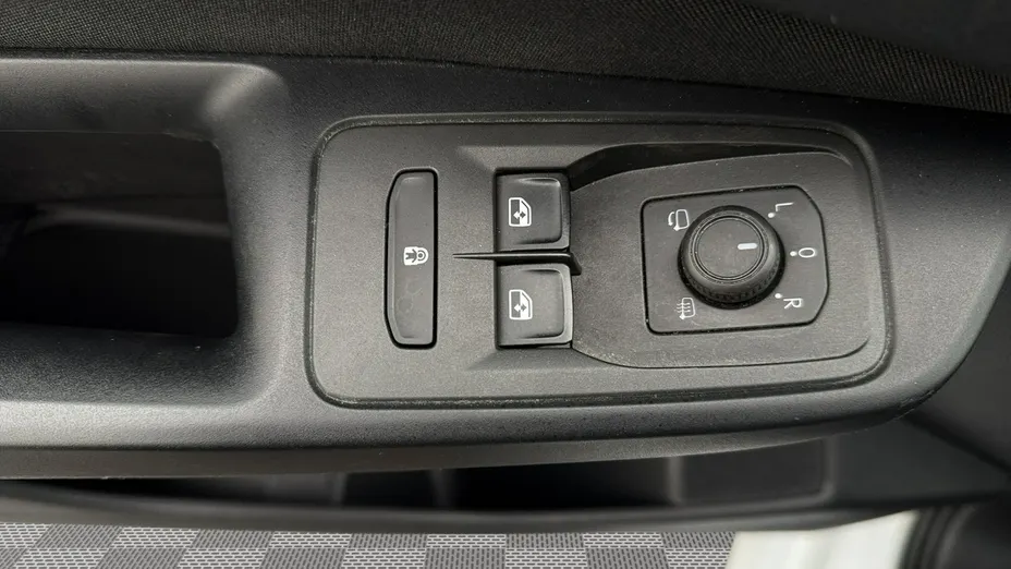 FORD Tourneo Connect -