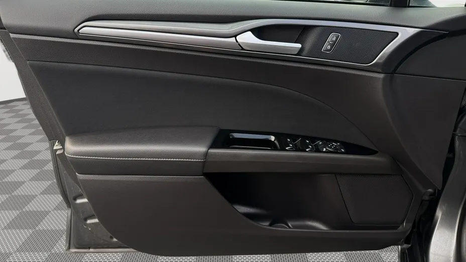 FORD Mondeo -