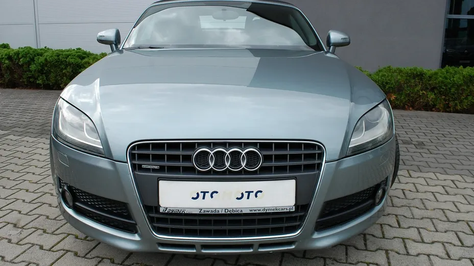 AUDI TT Roadster -