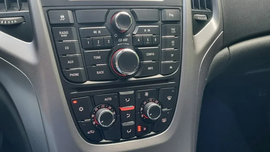 OPEL Astra -