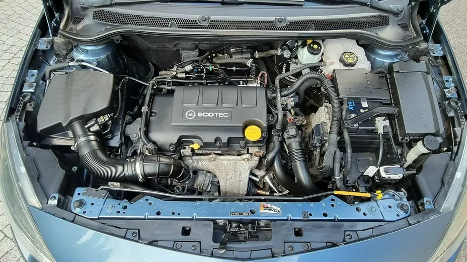 OPEL Astra -