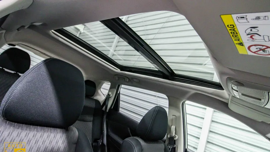 NISSAN X-Trail -