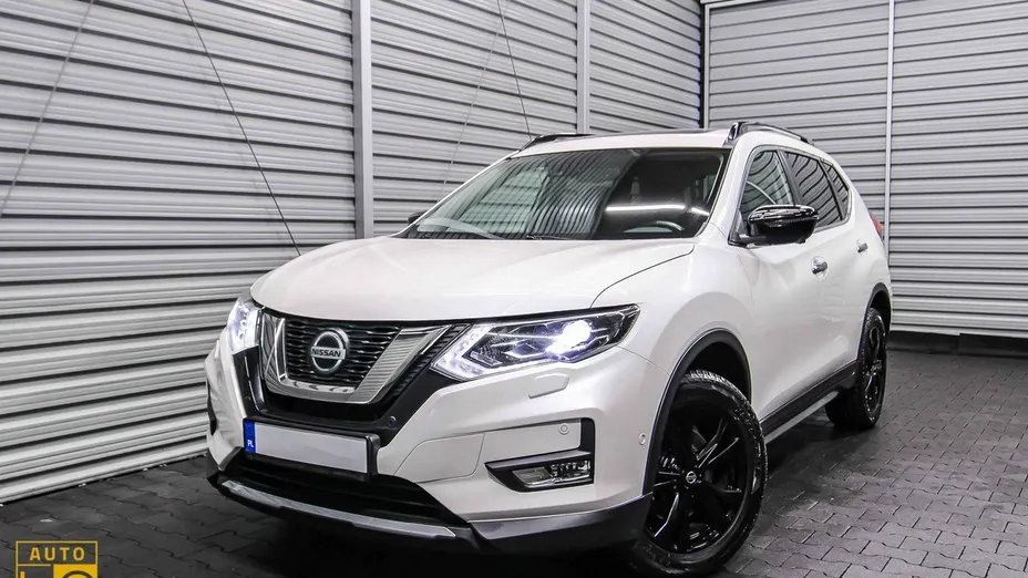 NISSAN X-Trail -