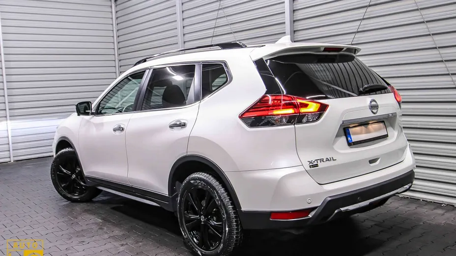 NISSAN X-Trail -