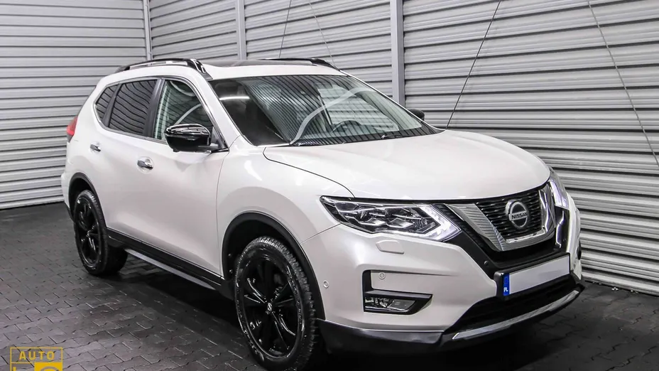 NISSAN X-Trail -