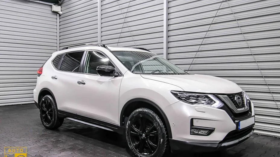 NISSAN X-Trail -