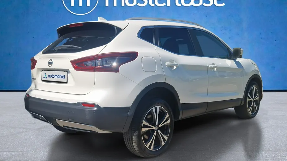 NISSAN Qashqai -