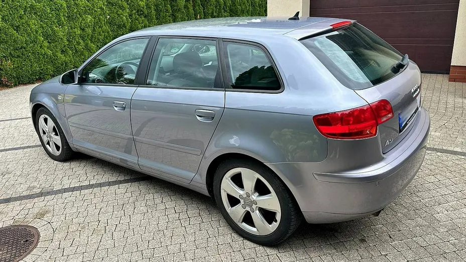 AUDI A3 Sportback -