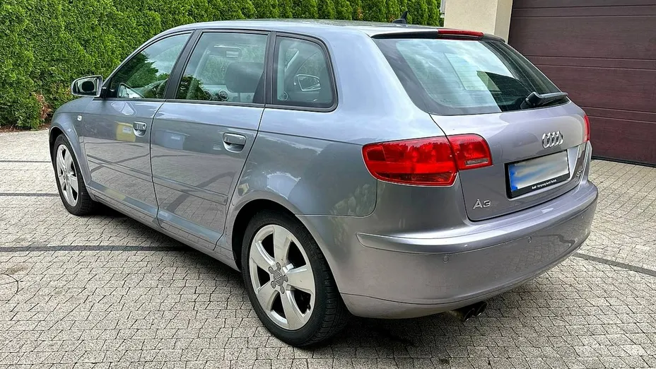 AUDI A3 Sportback -
