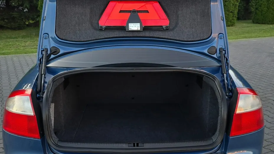 AUDI A4 -