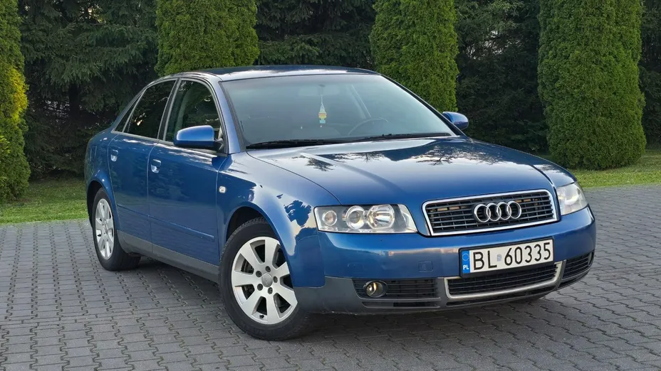 AUDI A4 -