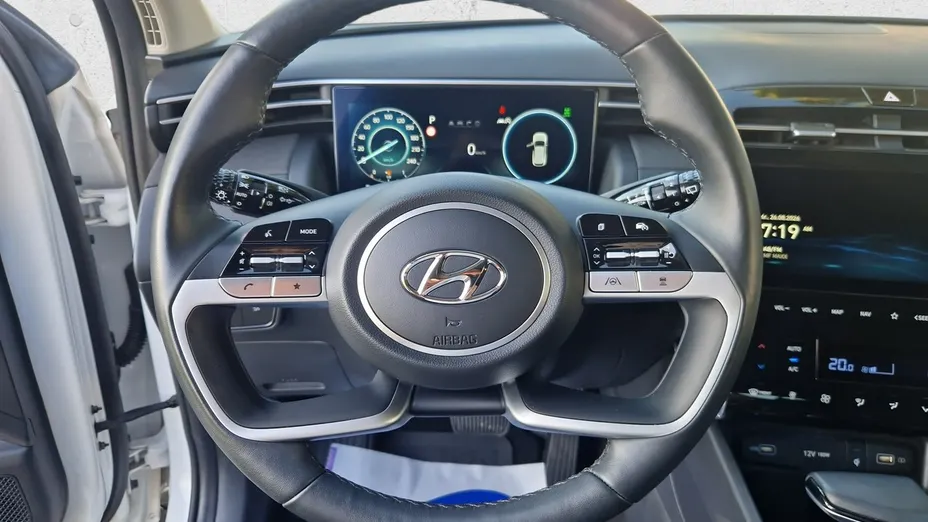 HYUNDAI Tucson -