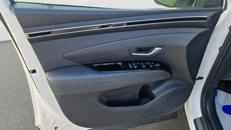 HYUNDAI Tucson -