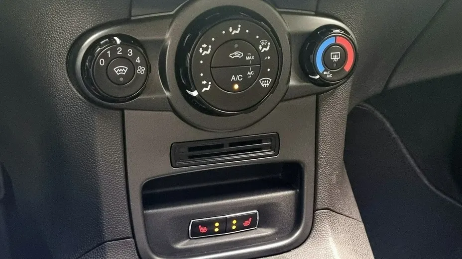 FORD Fiesta -