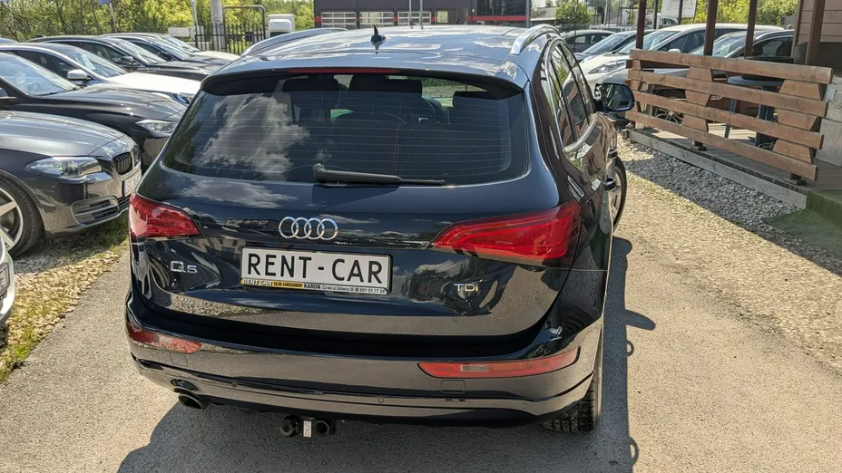 AUDI Q5 -